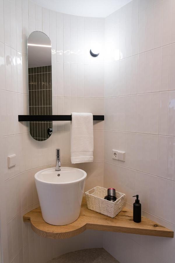 Seis Aldabas Apartamentos Santiago de Compostela Exterior photo
